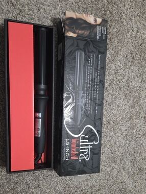 1.5-Inch Black Curling Iron - Professional Styling Tool